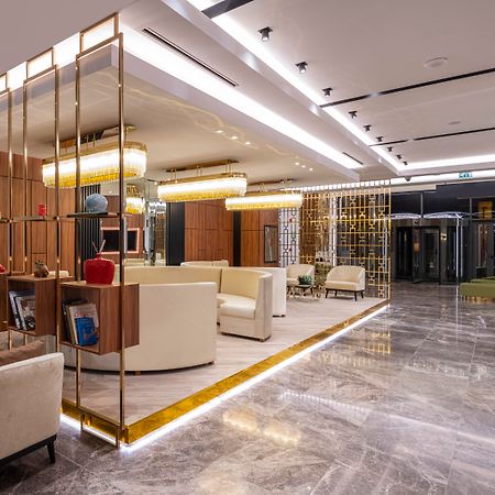 Готель Movenpick Living Istanbul West Екстер'єр фото Lobby