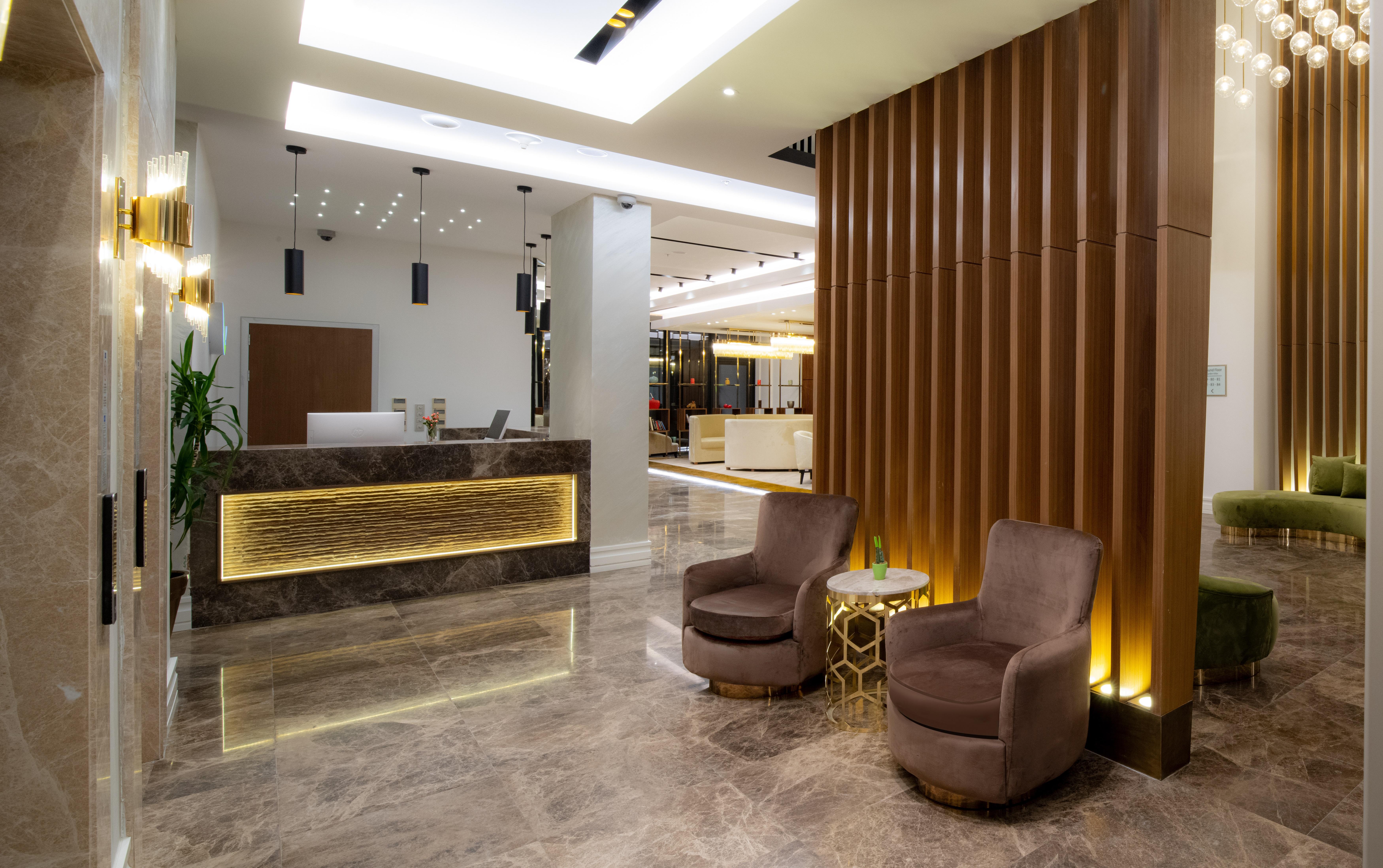 Готель Movenpick Living Istanbul West Екстер'єр фото Lobby