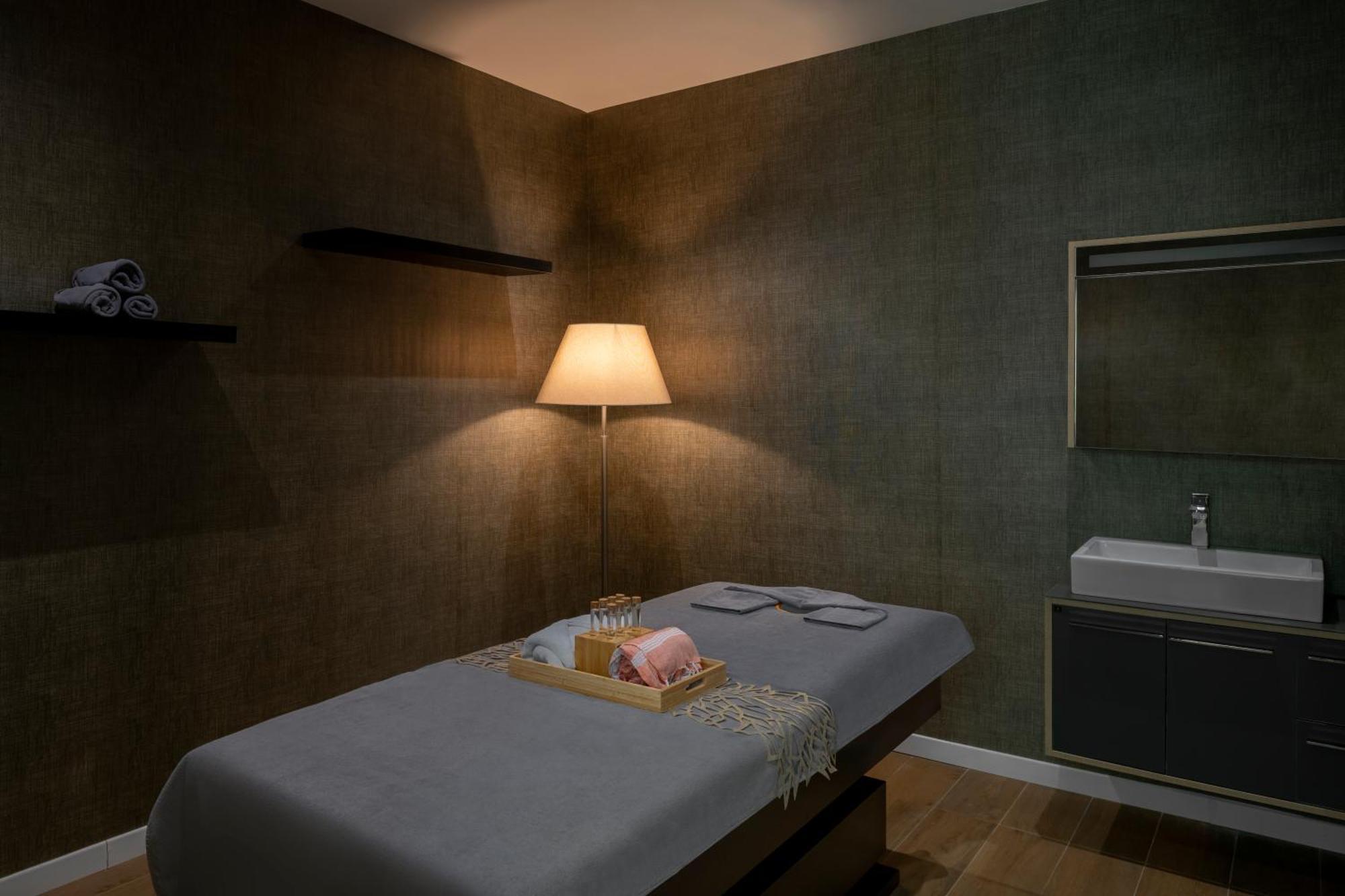 Готель Movenpick Living Istanbul West Екстер'єр фото