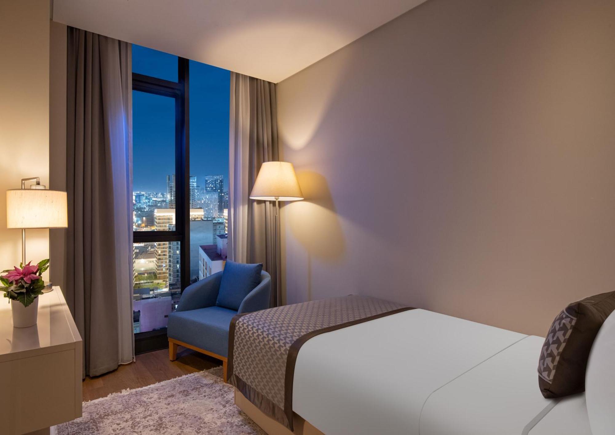 Готель Movenpick Living Istanbul West Екстер'єр фото