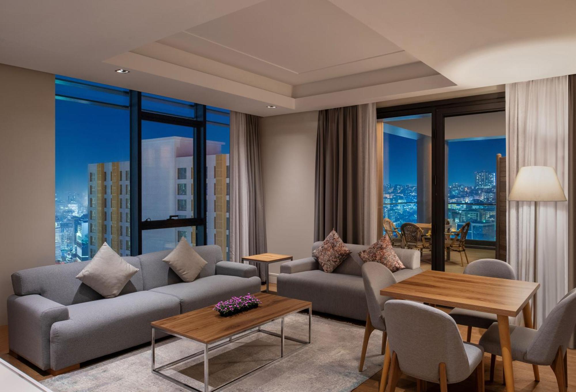 Готель Movenpick Living Istanbul West Екстер'єр фото