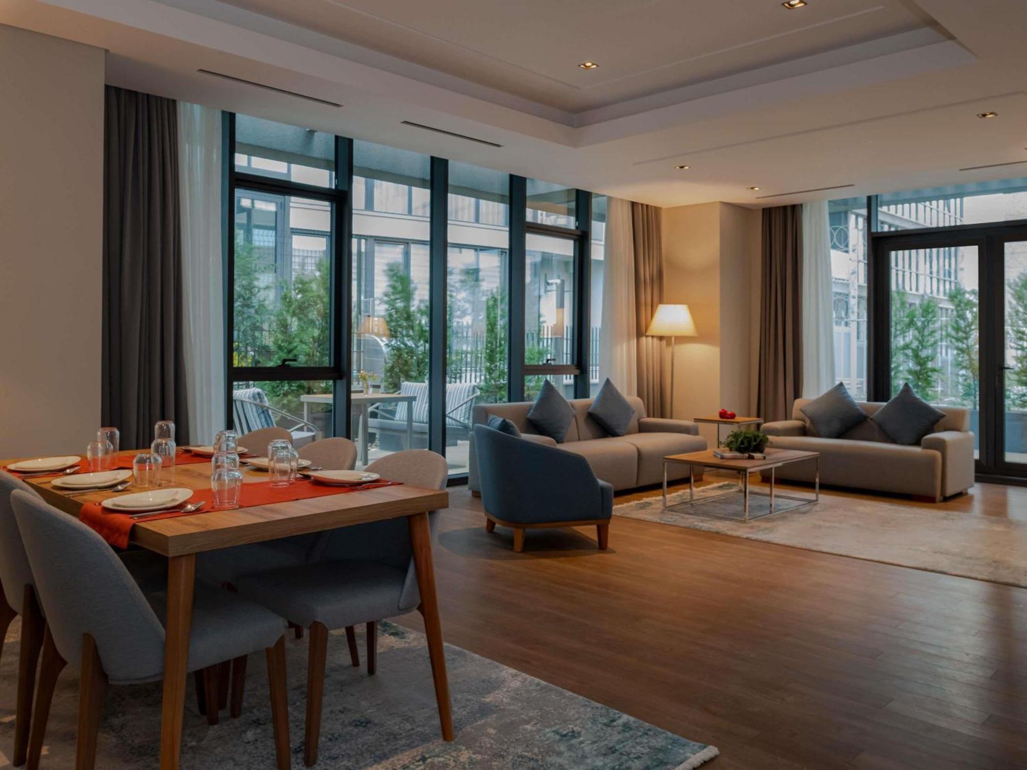 Готель Movenpick Living Istanbul West Екстер'єр фото