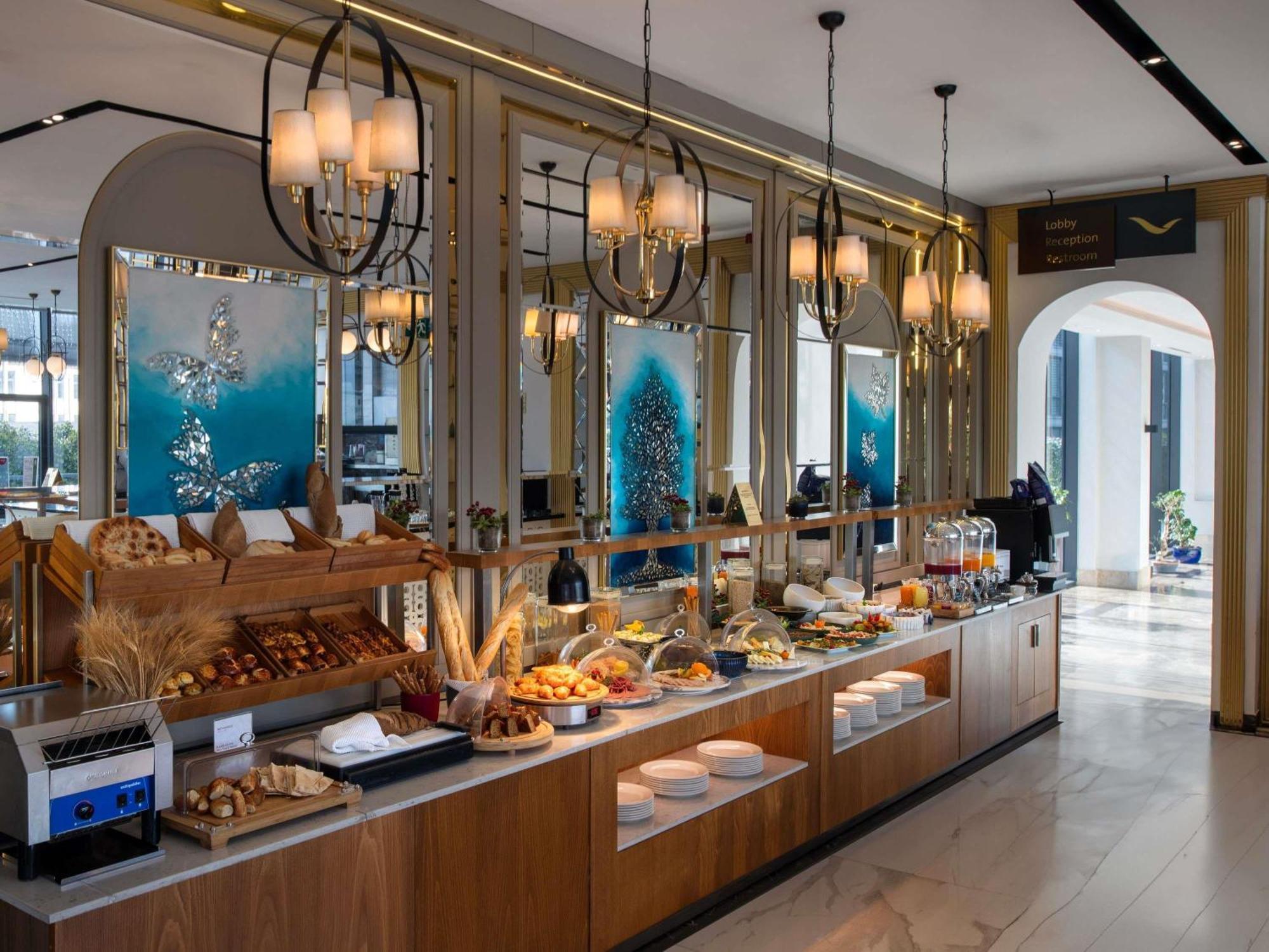 Готель Movenpick Living Istanbul West Екстер'єр фото