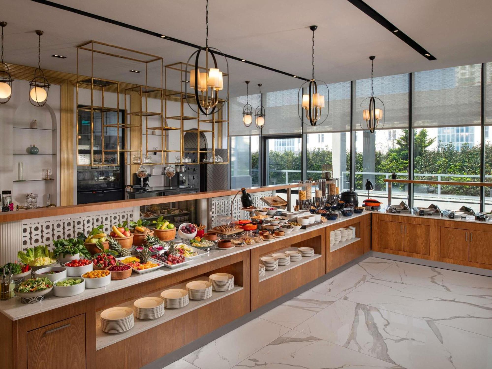 Готель Movenpick Living Istanbul West Екстер'єр фото