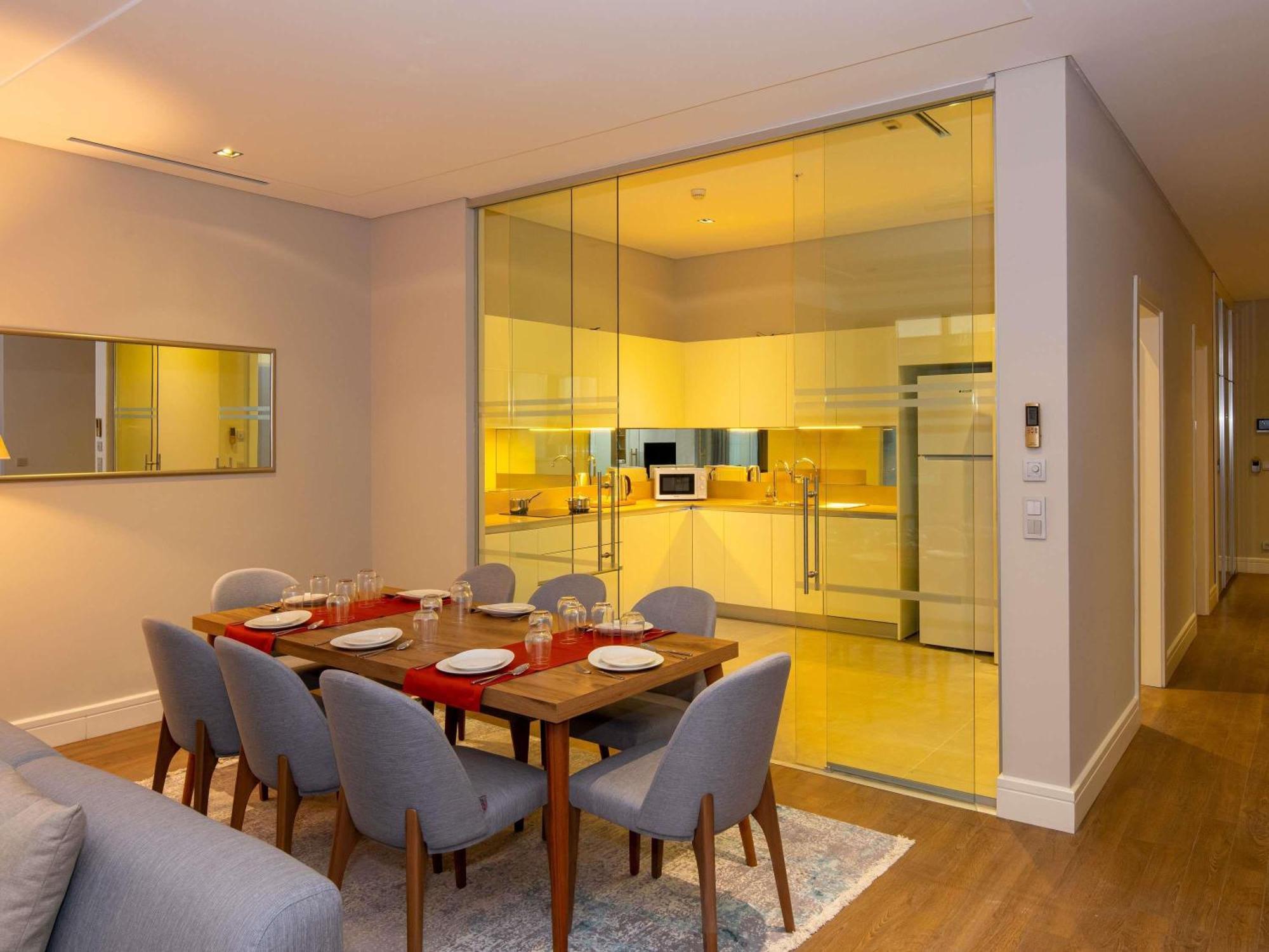 Готель Movenpick Living Istanbul West Екстер'єр фото
