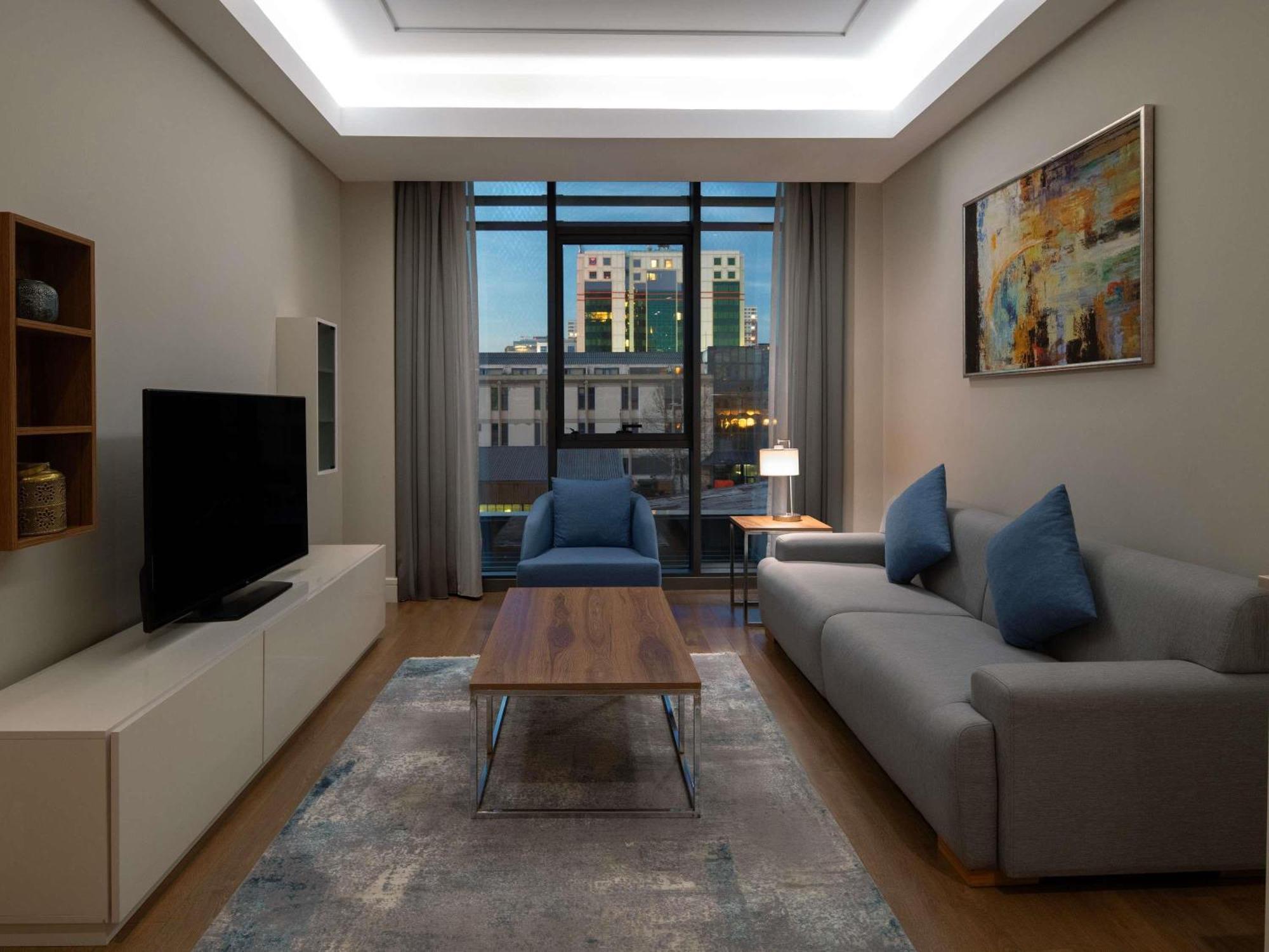 Готель Movenpick Living Istanbul West Екстер'єр фото
