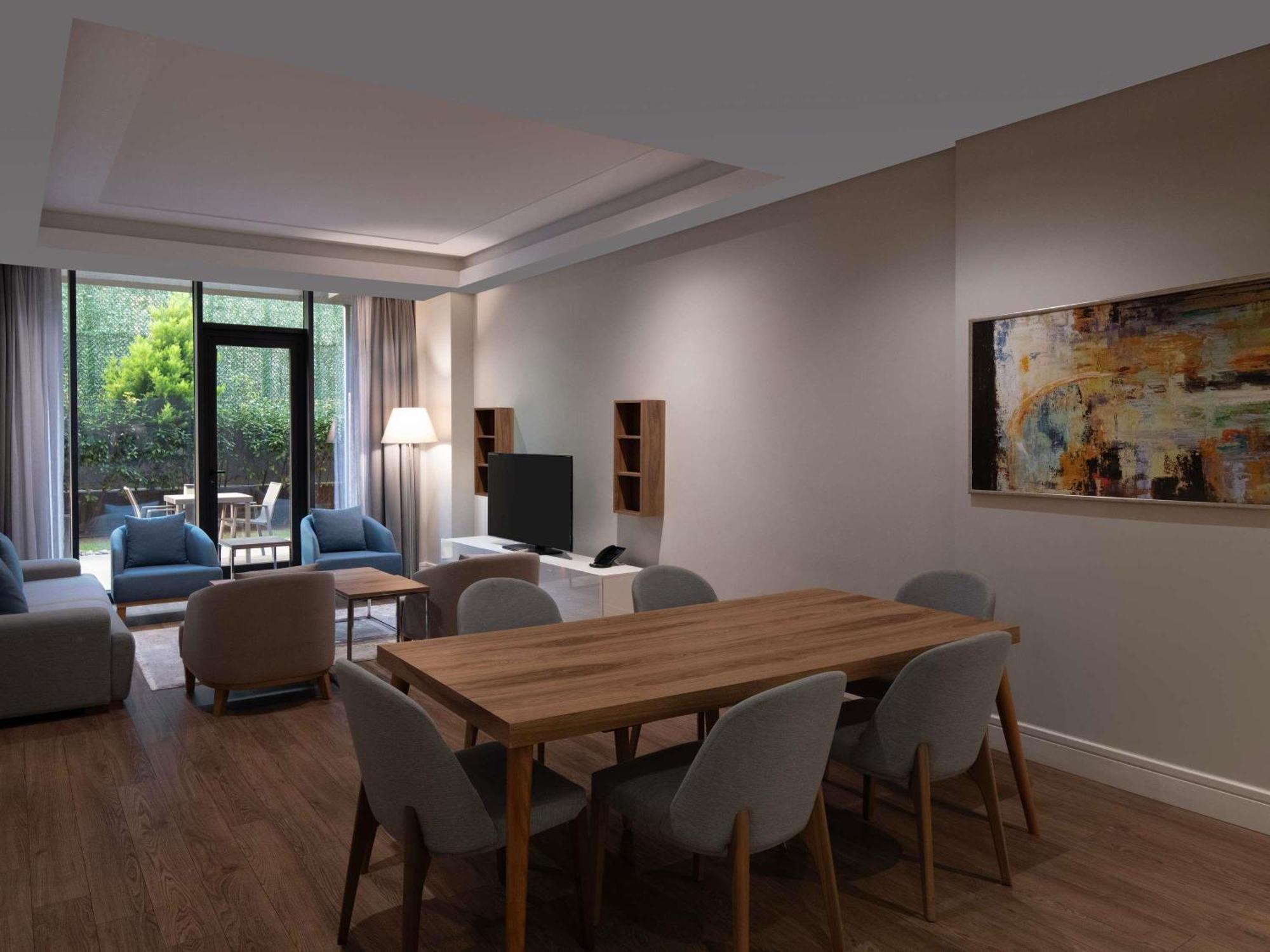 Готель Movenpick Living Istanbul West Екстер'єр фото