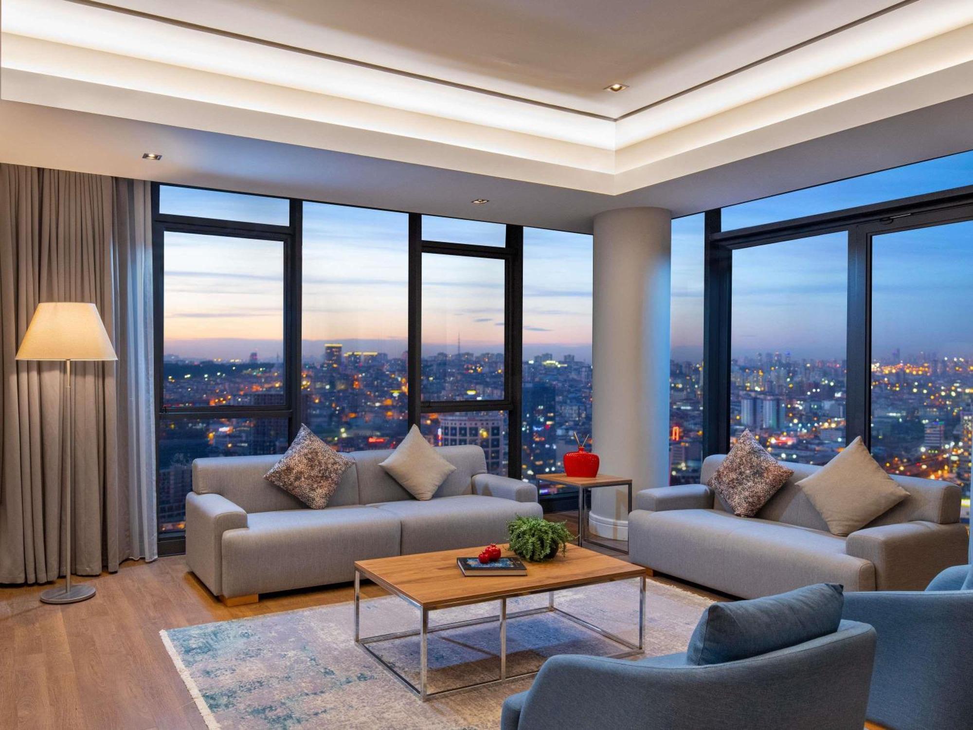 Готель Movenpick Living Istanbul West Екстер'єр фото